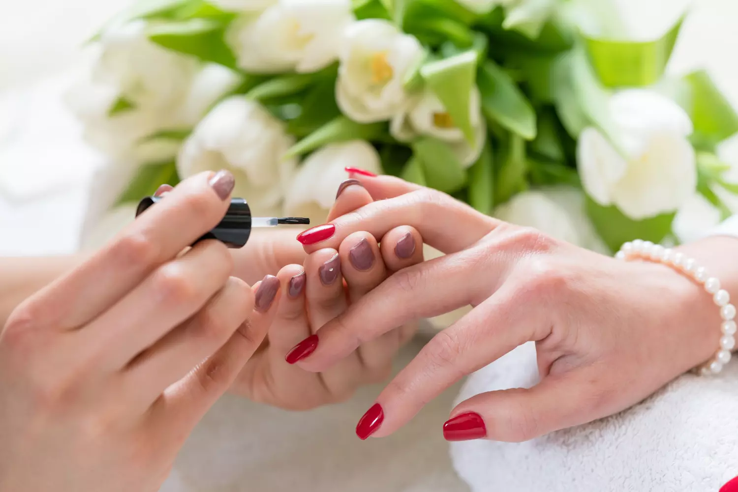 Meilleurs ongles en gel: guide d’achat et comparatif 2023